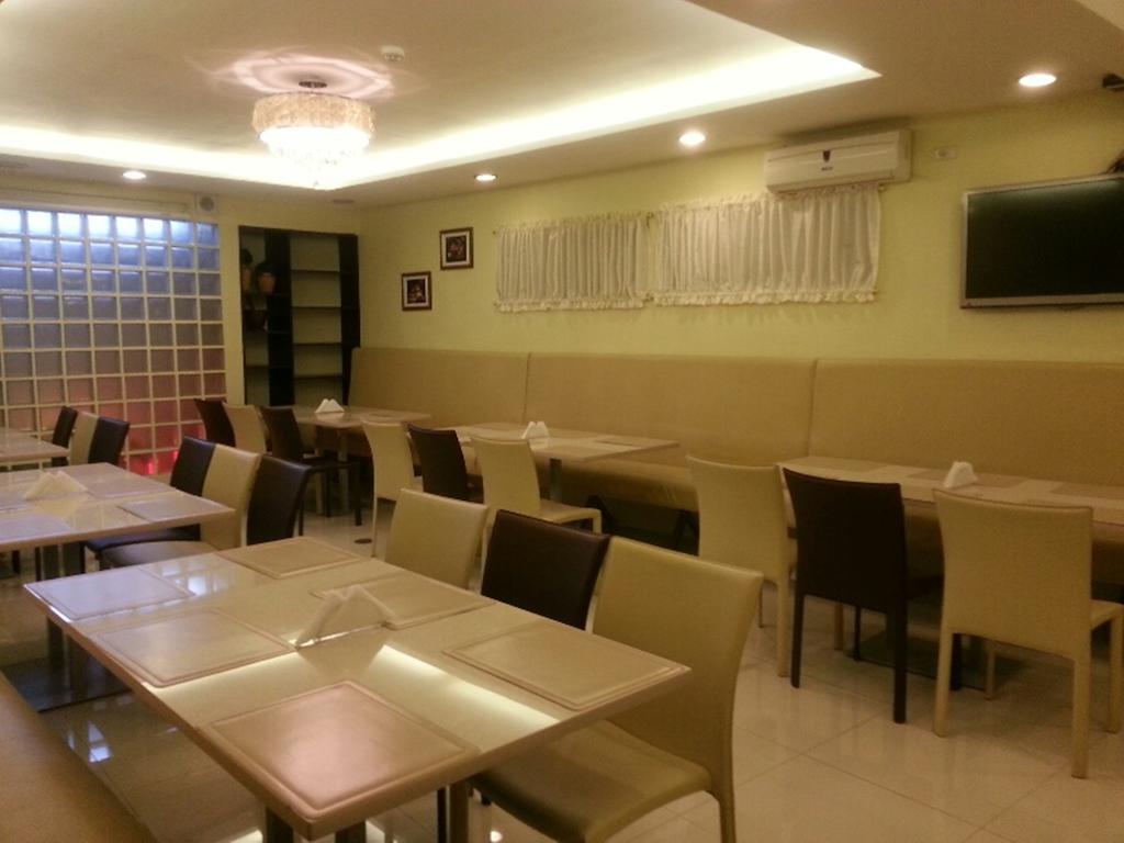 The Center Suites Cebu Exterior foto