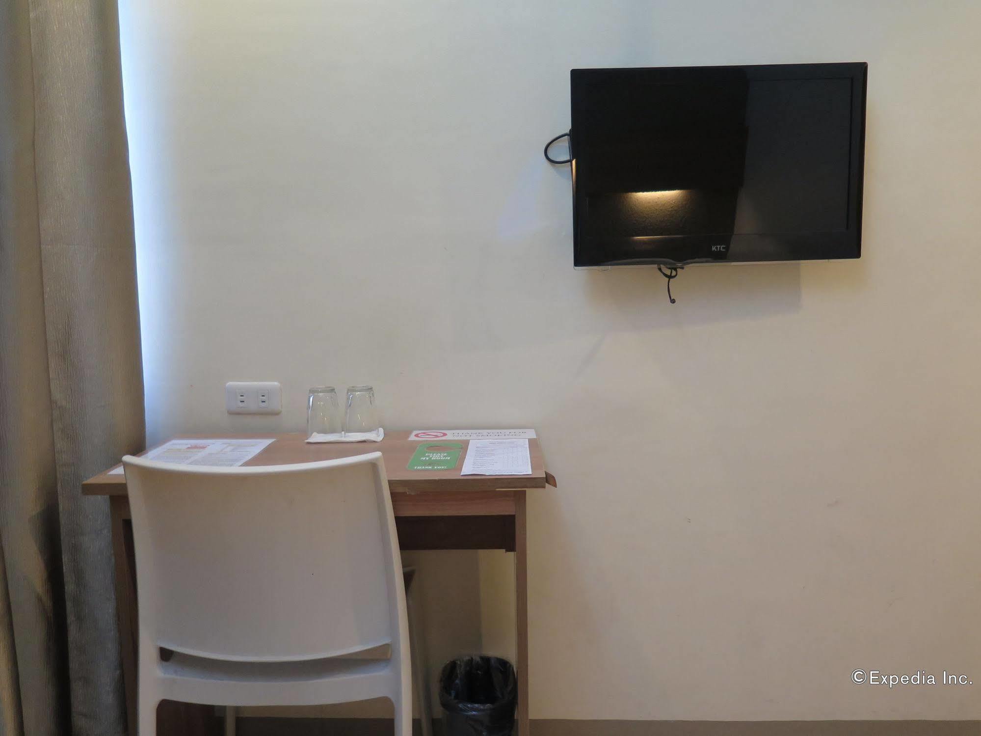 The Center Suites Cebu Exterior foto