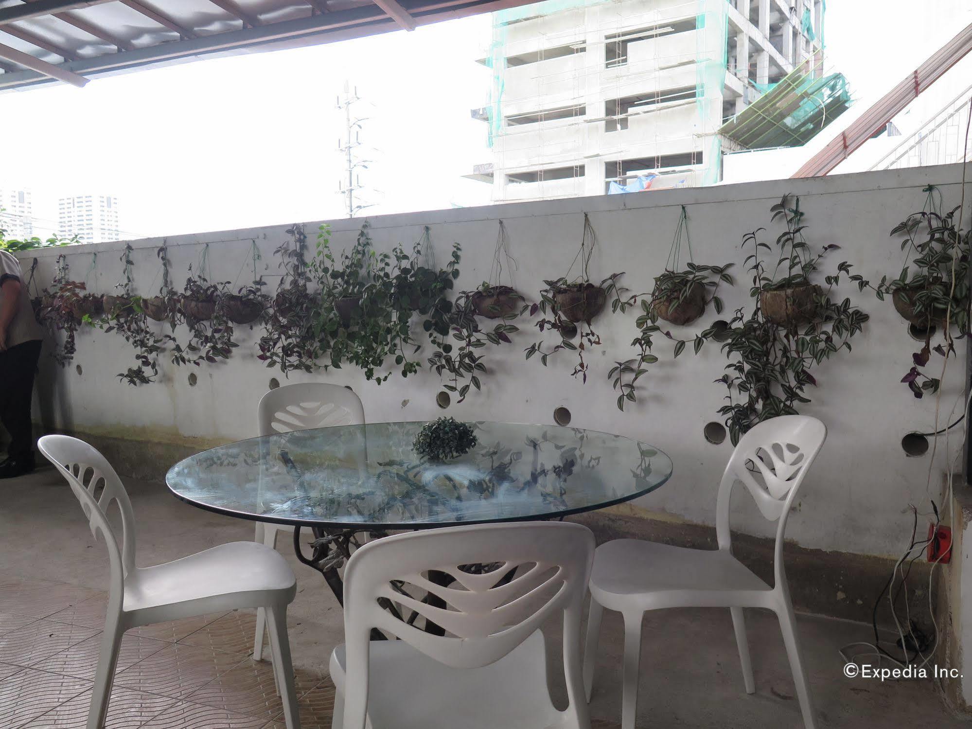 The Center Suites Cebu Exterior foto
