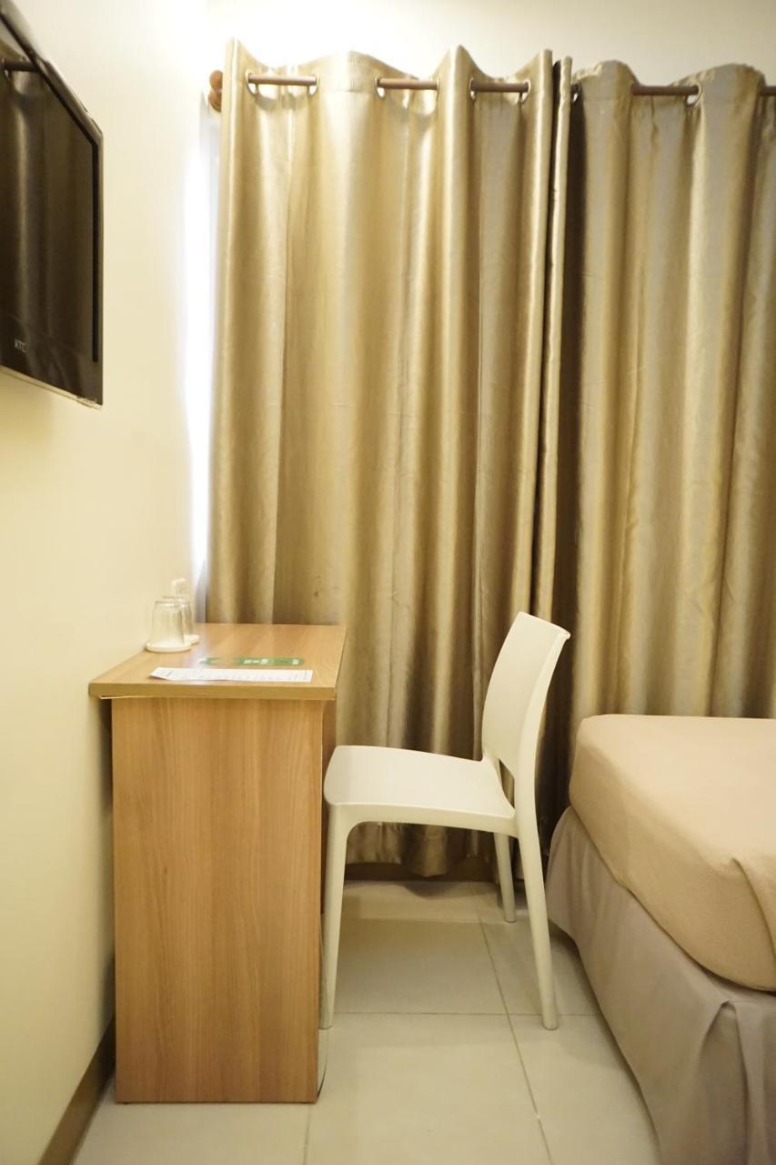 The Center Suites Cebu Exterior foto